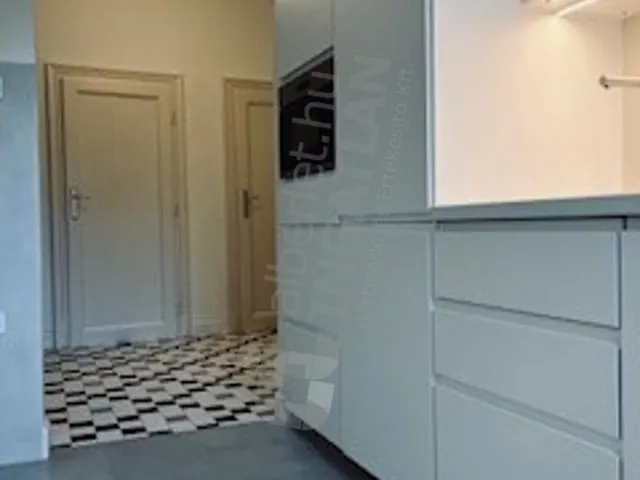 Kiadó lakás Budapest XII. kerület, Németvölgy, Böszörményi út 72 nm