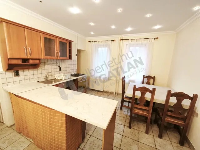 Kiadó lakás Budapest XI. kerület, Irinyi József utca 40 nm