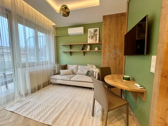 Kiadó lakás Budapest V. kerület, Belváros, Petőfi Sándor utca 32 nm