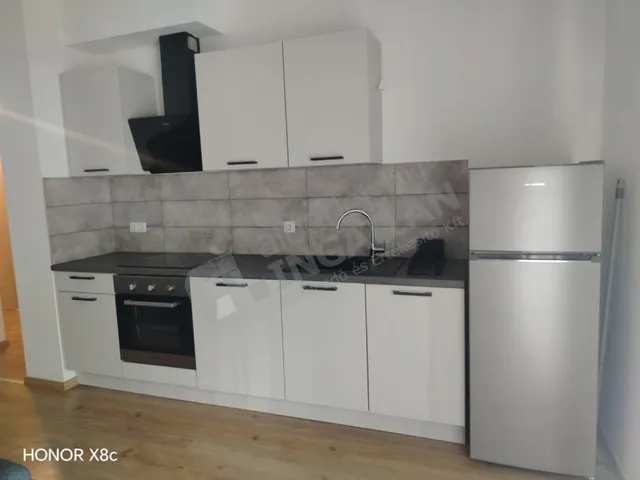 Kiadó lakás Budapest XI. kerület, Nádorkert 45 nm