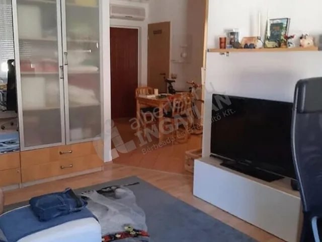 Kiadó lakás Budapest VIII. kerület, Koszorú utca 43 nm