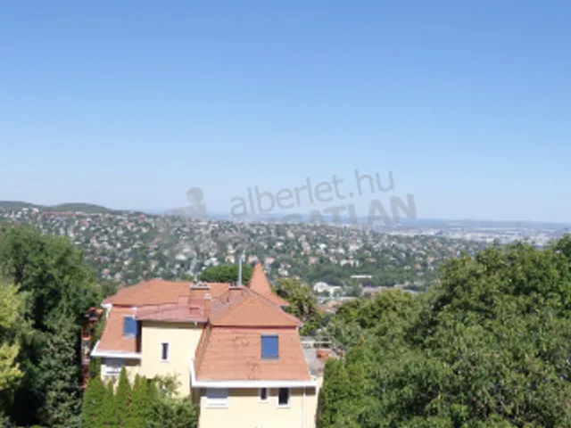 Eladó ház Budapest XII. kerület, Istenhegy, Istenhegyi út 530 nm