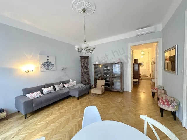 Kiadó lakás Budapest VI. kerület 78 nm