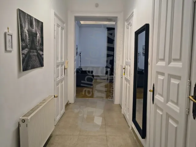 Kiadó lakás Budapest VI. kerület 95 nm