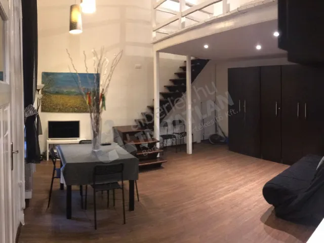 Kiadó lakás Budapest VI. kerület, Lázár utca 40 nm