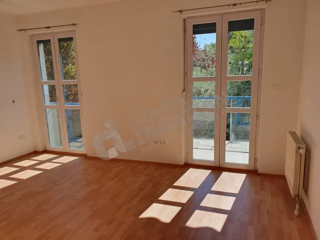 Kiadó lakás Budapest III. kerület, Csillaghegy 52 nm