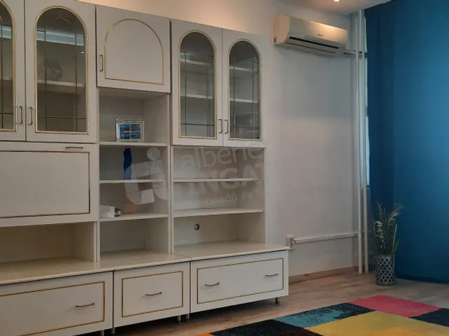 Kiadó lakás Budapest XI. kerület, Menyecske utca 71 nm