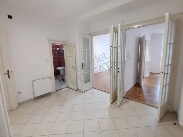 Kiadó lakás Budapest XI. kerület, Vak Bottyán utca 110 nm