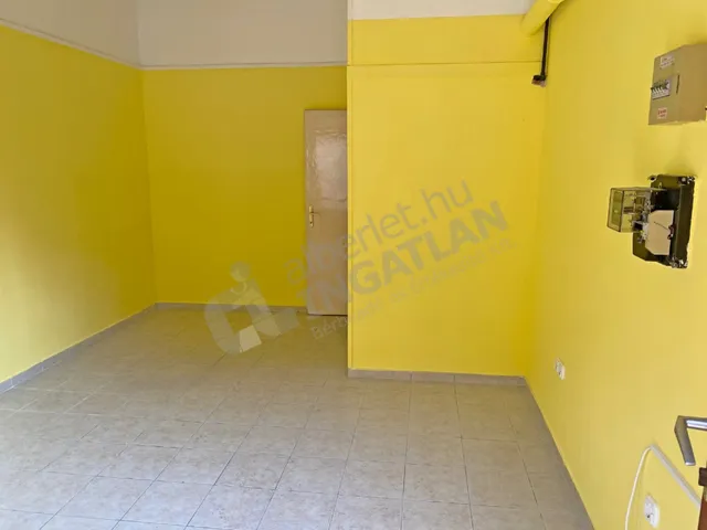 Kiadó kereskedelmi és ipari ingatlan Budapest XIV. kerület, Zugló, Erzsébet királyné útja 18 nm