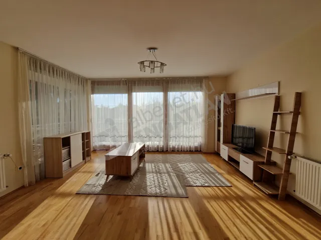 Kiadó lakás Budapest XI. kerület, Sasad-Sashegy XI. ker., Beregszász út 124 nm