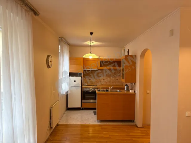 Kiadó lakás Budapest IX. kerület, Tűzoltó utca 37 nm