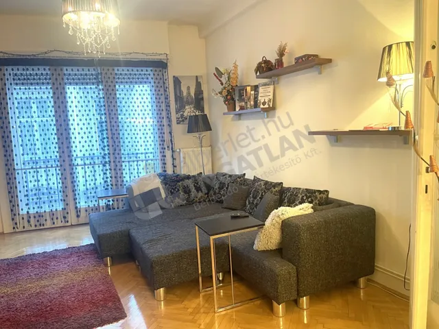 Kiadó lakás Budapest VI. kerület, Hajós utca 75 nm