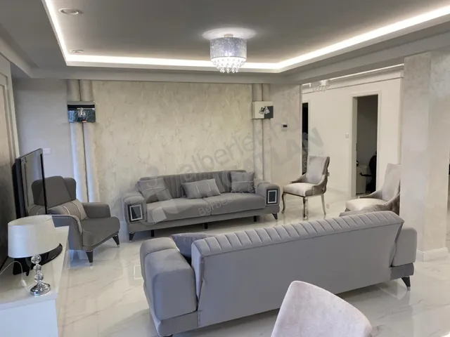 Kiadó lakás Budapest XI. kerület, Hosszúrét 117 nm