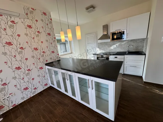 Kiadó lakás Budapest II. kerület, Csatárka, Szalamandra köz 80 nm