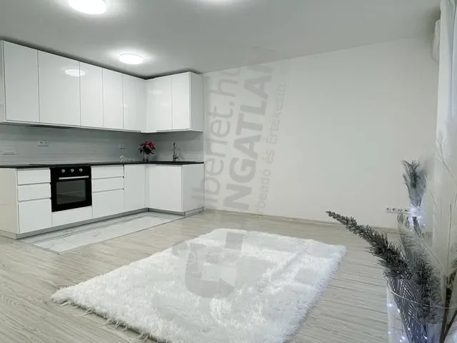 Kiadó lakás Budapest VIII. kerület, Józsefváros, Szerdahelyi utca 37 nm