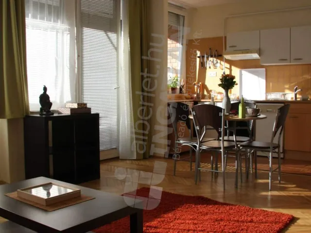 Kiadó lakás Budapest XII. kerület, Orbánhegy 55 nm