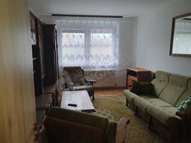 Kiadó lakás Budapest XXI. kerület, Kossuth Lajos utca 75 nm