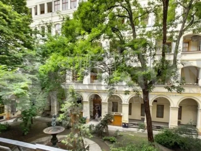 Kiadó lakás Budapest VI. kerület 55 nm