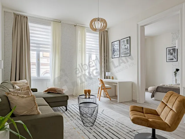 Kiadó lakás Budapest VI. kerület, Ó utca 81 nm