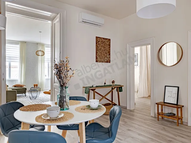 Kiadó lakás Budapest VI. kerület, Ó utca 81 nm