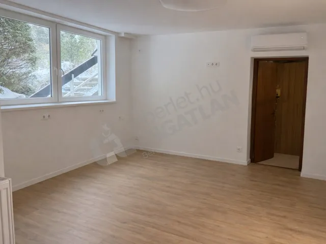 Kiadó lakás Budapest II. kerület, Csatárka, Vöröstorony lejtő 100 nm