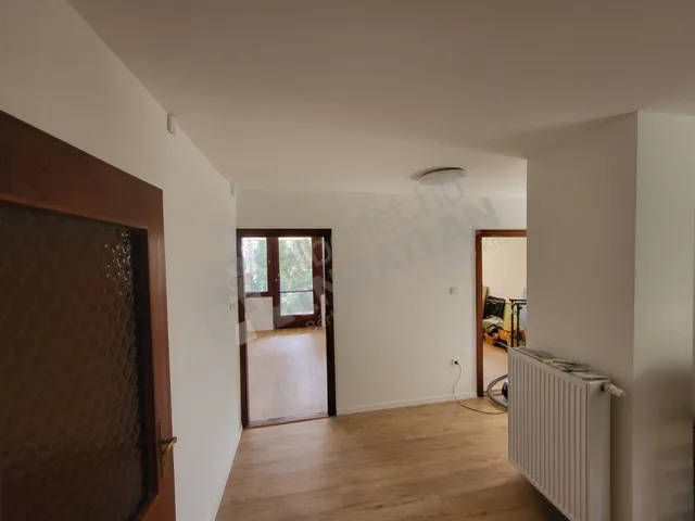 Kiadó lakás Budapest II. kerület, Csatárka, Vöröstorony lejtő 100 nm