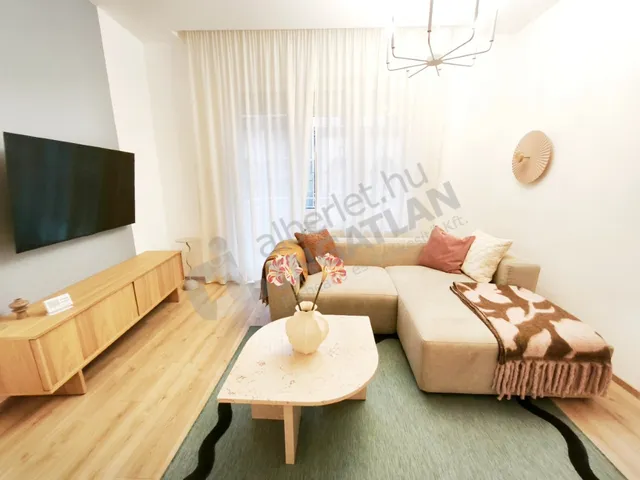 Kiadó lakás Budapest VIII. kerület 72 nm