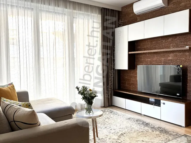 Kiadó lakás Budapest VIII. kerület, Corvin sétány 50 nm