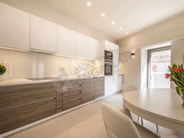 Kiadó lakás Budapest V. kerület, Belváros, Veres Pálné utca 141 nm