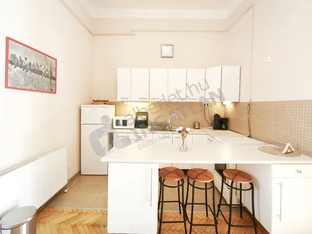 Kiadó lakás Budapest VI. kerület 70 nm