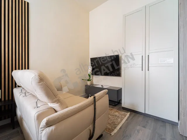 Eladó lakás Budapest VI. kerület, Dessewffy utca 110 nm