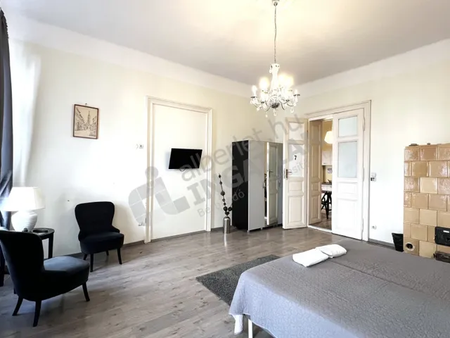 Kiadó lakás Budapest VI. kerület, Ó utca 83 nm