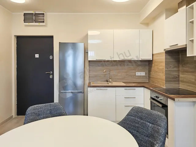 Kiadó lakás Budapest XIII. kerület, Röppentyű utca 43 nm