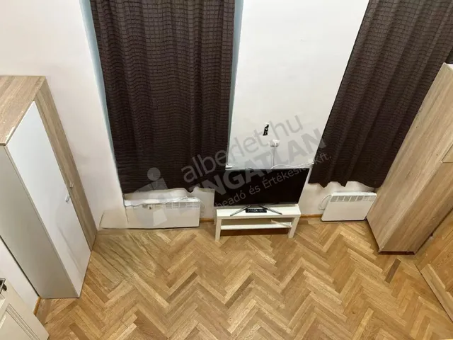 Kiadó lakás Budapest VII. kerület, Almássy utca 42 nm