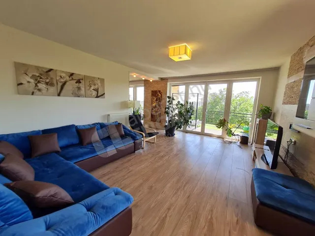 Kiadó ház Budapest III. kerület 380 nm