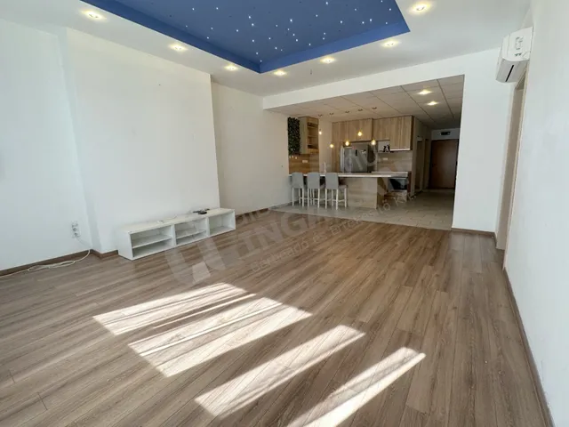 Eladó lakás Budapest XI. kerület, Fehérvári út 112 nm