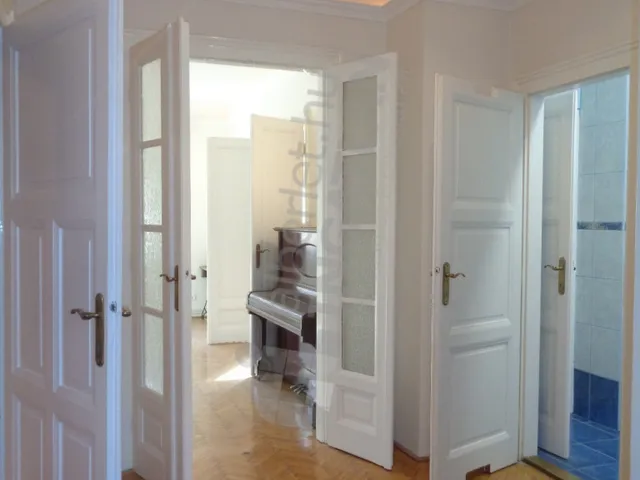 Kiadó lakás Budapest VI. kerület, Weiner Leó utca 86 nm