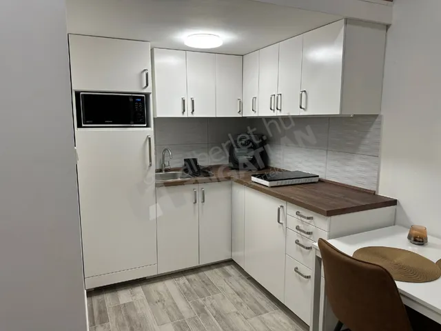 Kiadó lakás Budapest VIII. kerület 22 nm