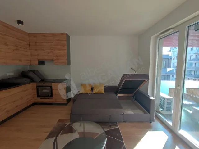 Kiadó lakás Budapest VIII. kerület, Corvin sétány 36 nm