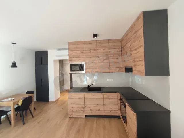 Kiadó lakás Budapest VIII. kerület, Corvin sétány 36 nm