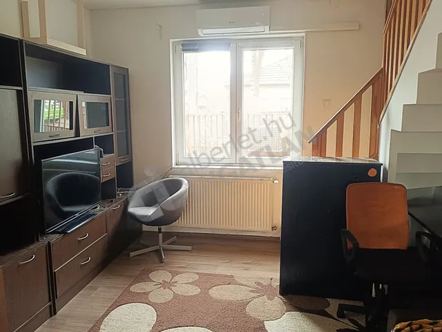 Kiadó ház Budapest XV. kerület, Pestújhely, Molnár Viktor utca 45 nm