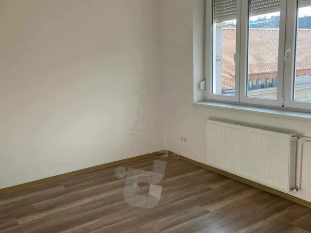 Kiadó lakás Budapest V. kerület, Lipótváros, Alkotmány utca 60 nm