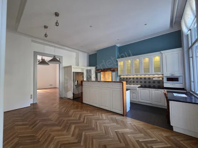 Kiadó lakás Budapest V. kerület, Lipótváros, Perczel Mór utca 202 nm