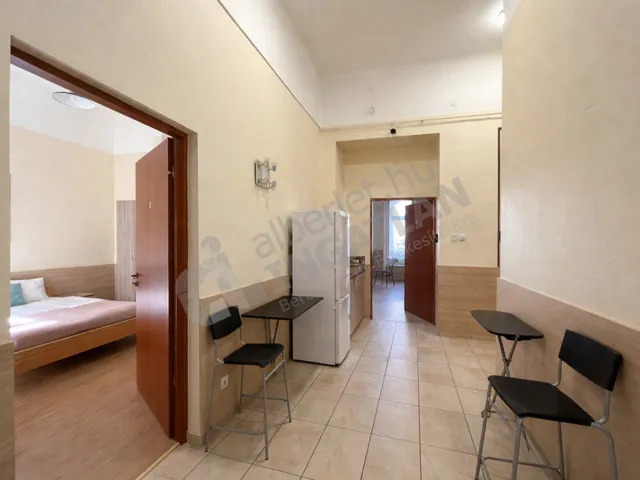 Kiadó lakás Budapest VIII. kerület, Józsefváros, Baross tér 103 nm