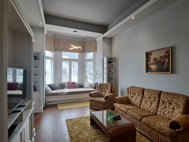 Kiadó lakás Budapest V. kerület, Belváros, Belgrád rakpart 72 nm