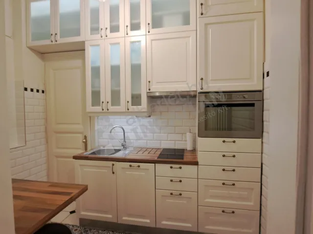 Kiadó lakás Budapest V. kerület, Belváros, Belgrád rakpart 72 nm