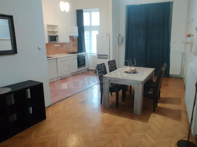 Kiadó lakás Budapest IX. kerület, Üllői út 98 nm