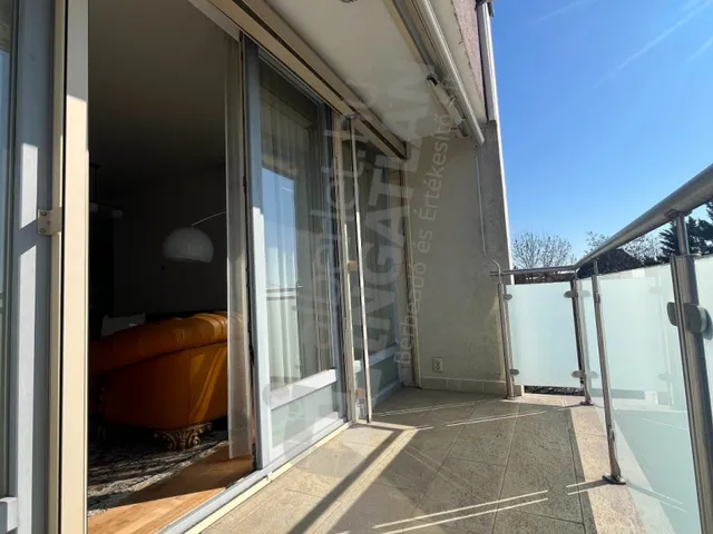 Eladó lakás Budapest XI. kerület, Gellérthegy, Iglói út 75 nm