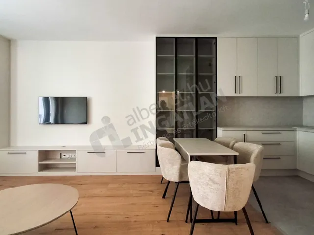 Kiadó lakás Budapest XII. kerület, Németvölgy, Királyhágó tér 70 nm