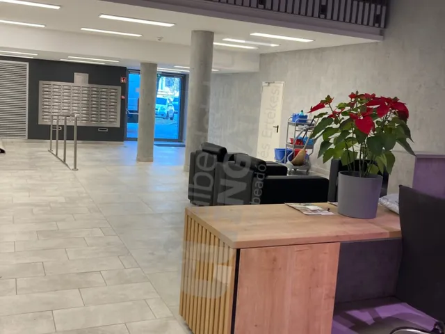 Kiadó lakás Budapest XII. kerület, Németvölgy, Királyhágó tér 70 nm